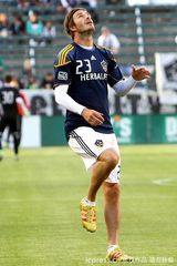 组图：小贝儿子军团助阵老爸比赛 进球欢呼雀跃