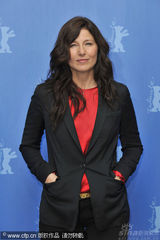 幻灯图集：《房东与租客》记者会 三美女竞艳