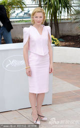 幻灯图集：戛纳开幕片记者会 克劳携布兰切特亮相