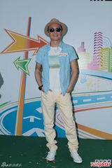 组图：郑中基自曝曾患焦虑症 毛舜筠自嘲脑退化