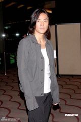 高清图：陈小春郑伊健再联手 合作仍然默契