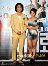 组图：黄仁英申智秀等出席新片《Hero》首映