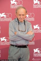 组图：导演怀斯曼独撑电影《在伯克利》发布会