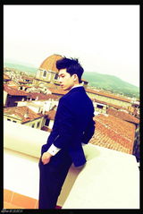 组图：井柏然写真大秀腹肌 举办握手会答谢粉丝