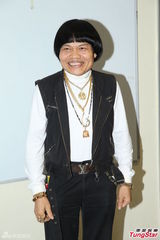 组图：罗家英《奖门人》亮相 周秀娜关楚耀同场