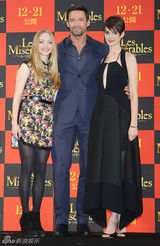 组图：《悲惨世界》东京首映 杰克曼海瑟薇现身