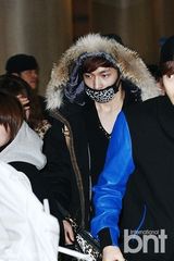 组图：韩团EXO结束台湾行返韩 粉丝挤爆机场