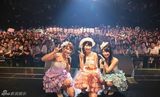 组图：AKB48发新曲 柏木由纪20岁生日获成员祝贺