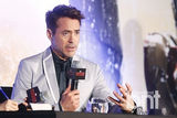 组图：小罗伯特·唐尼出席《钢铁侠3》记者会