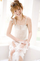 高清图：日本新生代女星山本纱衣百张解禁美图