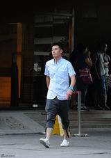 组图：陈赫亮相北五环 考察别墅群欲购豪宅