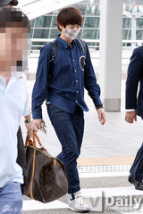 组图：SuperJunior等偶像赴土耳其开唱亮相机场