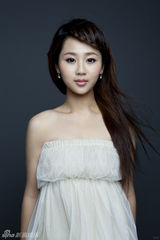 组图：童星杨紫【演员】时尚大片演绎最美半熟少女