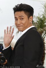 组图：《过界》亮相 陈坤卖萌刘嘉玲笑靥如花