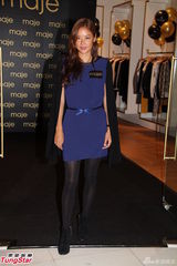 组图：黄婉佩谈旧爱落泪 乐基儿寄情滑浪