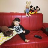 组图：韩国丑萌小正太再曝萌图 小眼咪咪喜感足