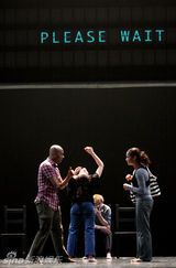 幻灯图：《相聚》将谢幕 新组合擦出新火花