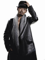 邵兵蓄须拍时尚大片 皮衣勾勒质感硬汉（组图） 