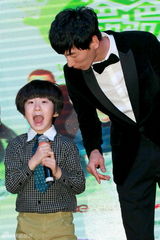 组图：天天自曝约Cindy下午茶：就像老婆一样