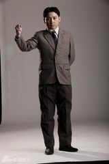 组图：献礼剧《开天辟地》邓小平定妆照 