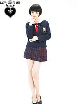 组图：嫩模团UP Girls着学生制服 气质清新甜美可人