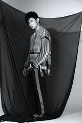 组图：吴奇隆《魅力先生》展型男黑白大片