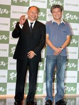 高清图：吴宇森访韩记者会 无敌者导演出席