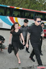 组图：陈僖仪遗体火化 亲朋好友送别