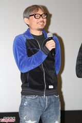 组图：冯德伦直言看漫画长大喜欢创新