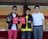 组图：“青鸟飞鱼”与师生运动 唱响体育公益