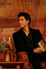 组图：《杨贵妃》发布会 王力宏范冰冰郭在容亮相