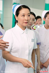 组图：《天使的微笑》热拍 陈小艺拒当女汉子