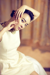 袁姗姗居家写真 白裙清新优雅