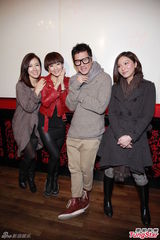 组图：《法网嚣雄》办庆功宴 郭晋安欢乐助阵