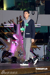 组图：李克勤郑伊健关楚耀等出席圣诞节倒数活动 