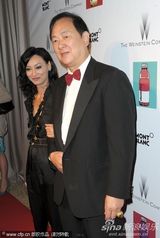 高清图：陈可辛夫妻档亮相 汤唯李小冉“黑白配”