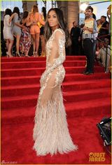 组图：席亚拉-普林塞斯-哈里斯镂空透视秀美臀