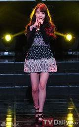 组图：2AM、IU、SHINee等献唱《超级模特选拔赛》