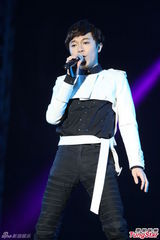 组图：王心凌不谈新恋情 罗志祥庾澄庆比拼热舞