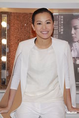 组图：何韵诗《贾宝玉》再掀热潮 林青霞张艾嘉捧场