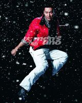 高清图：李晨化身冰雪王子 挑战自我彰显熟男魅力