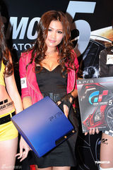 组图：周秀娜甜蜜谈情 郭思琳否认与崔建邦传绯闻