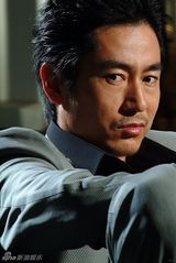 组图：成泰燊写真眼神犀利 《白鹿原》演绎狠角色