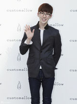 组图：赵权郑糠云Alex出席开幕 各显英俊潇洒