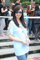 组图：谭咏麟想看霍汶希女儿 母亲节尽孝陪家人