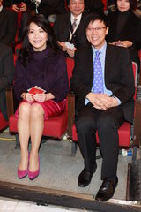 组图：郭羡妮与内地武指传婚讯 好友马浚伟祝福