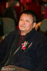 组图：中国电视剧导演集体授信签约 导演变成投资人