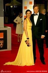 幻灯图集：英国奥斯卡红毯 温丝莱特艳压群芳