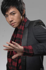 幻灯：俞灏明韩国宣传照曝光 潮男展露成熟魅力