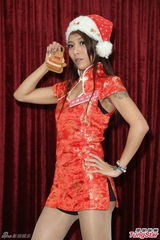 组图：许雅涵领众师妹扮性感 李组长现男人本色